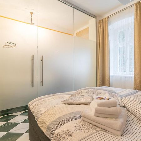Charming Apartment With Terrace In Bad Schandau 55 Sqm Parking מראה חיצוני תמונה