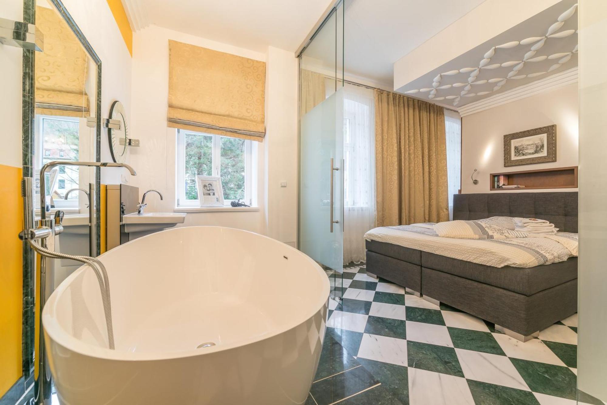 Charming Apartment With Terrace In Bad Schandau 55 Sqm Parking מראה חיצוני תמונה