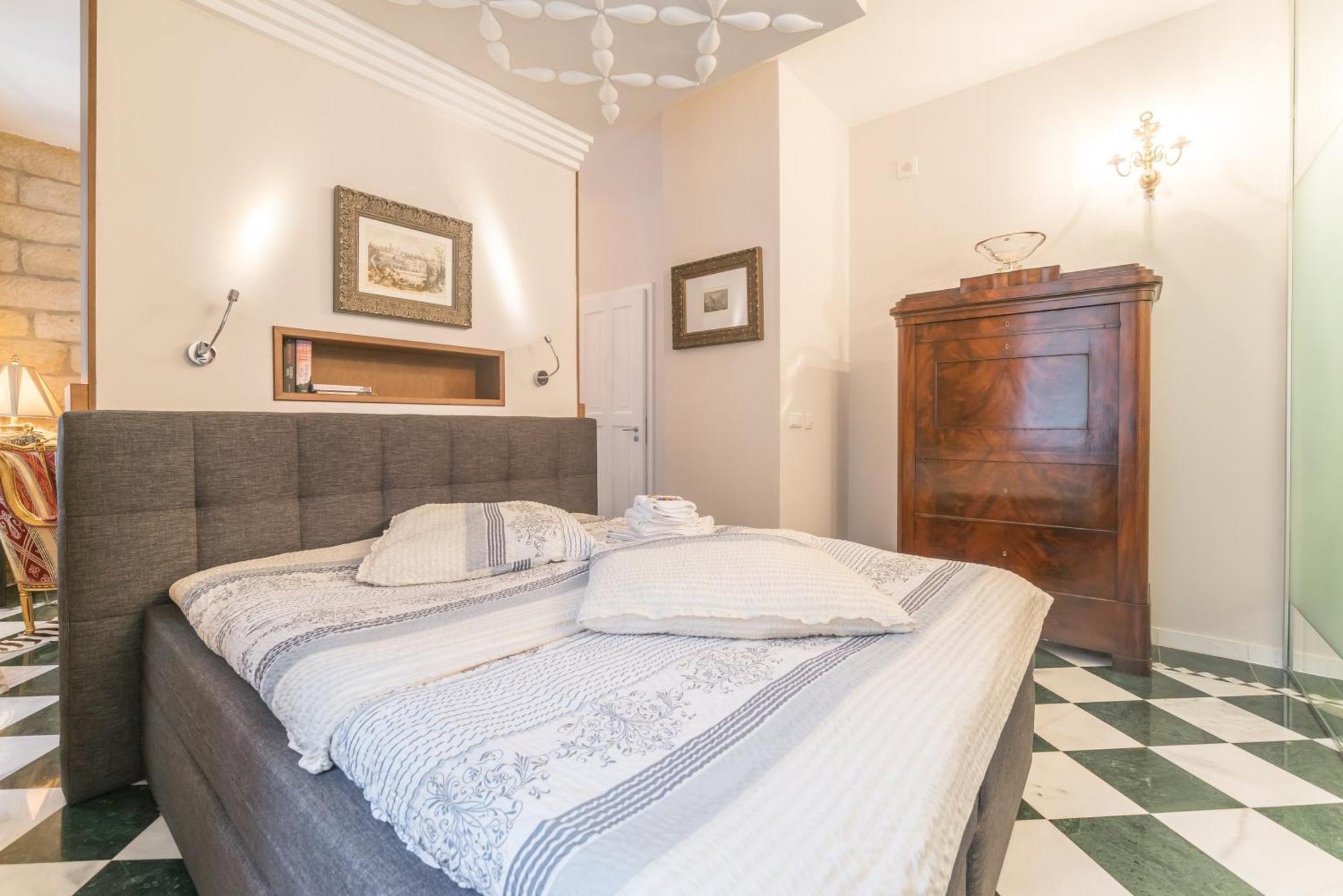Charming Apartment With Terrace In Bad Schandau 55 Sqm Parking מראה חיצוני תמונה